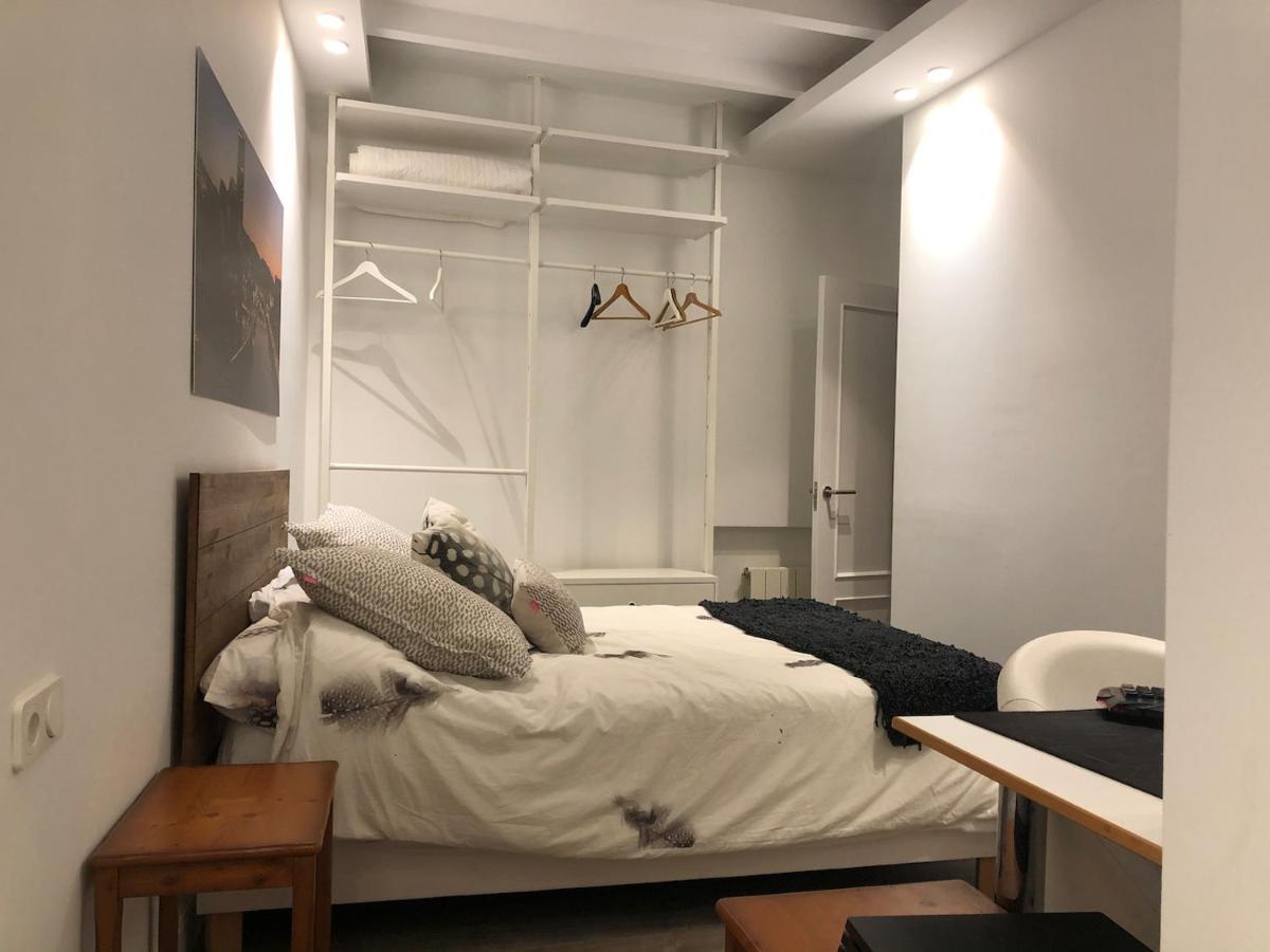 110 M2 Central Apartment In Abando Close To Guggenheim With Parking Bilbao Eksteriør bilde