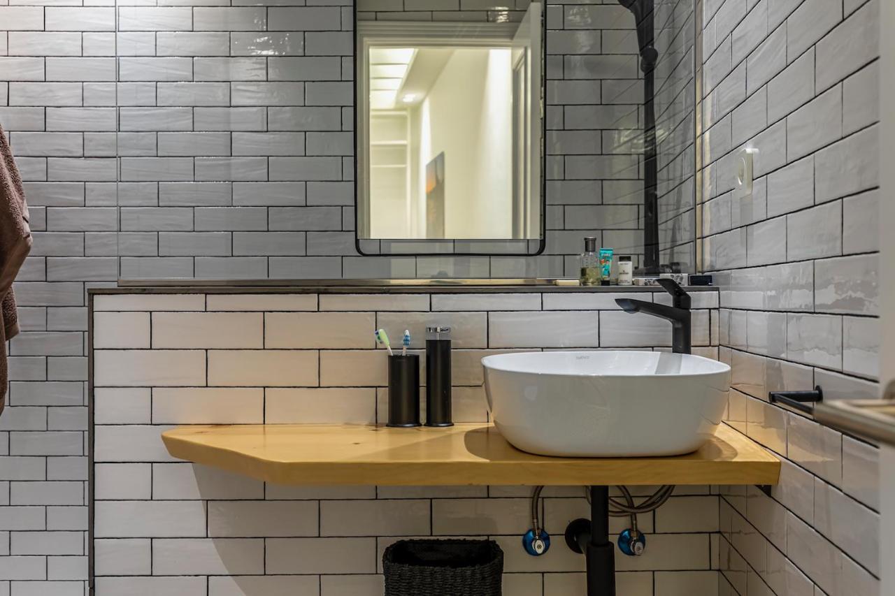 110 M2 Central Apartment In Abando Close To Guggenheim With Parking Bilbao Eksteriør bilde