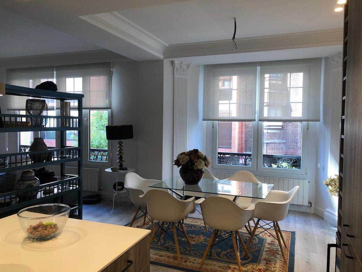 110 M2 Central Apartment In Abando Close To Guggenheim With Parking Bilbao Eksteriør bilde