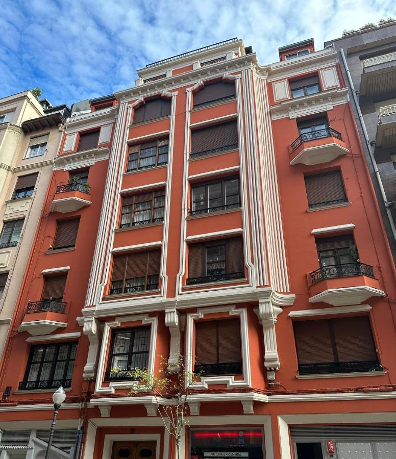 110 M2 Central Apartment In Abando Close To Guggenheim With Parking Bilbao Eksteriør bilde